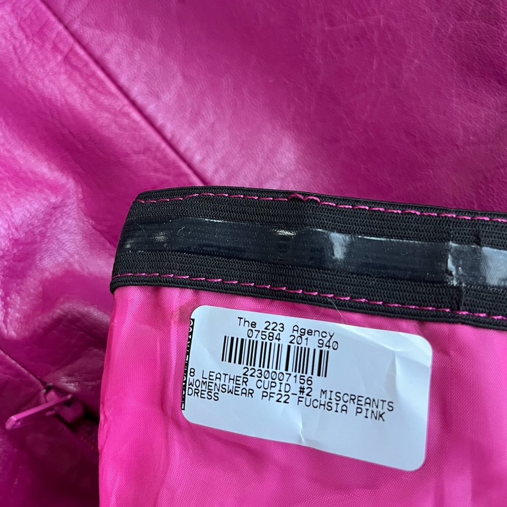 Leather MISCREANTS London CUPID DRESS in Fuchsia Pink - Picture 6 of 14
